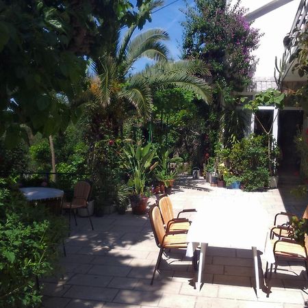 Paradise House At Sea Rab Town Exterior foto