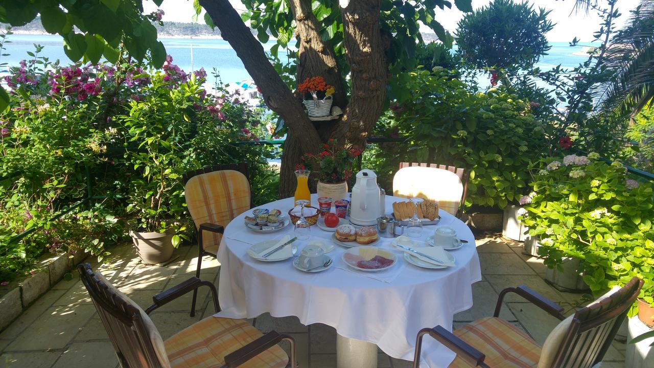 Paradise House At Sea Rab Town Exterior foto